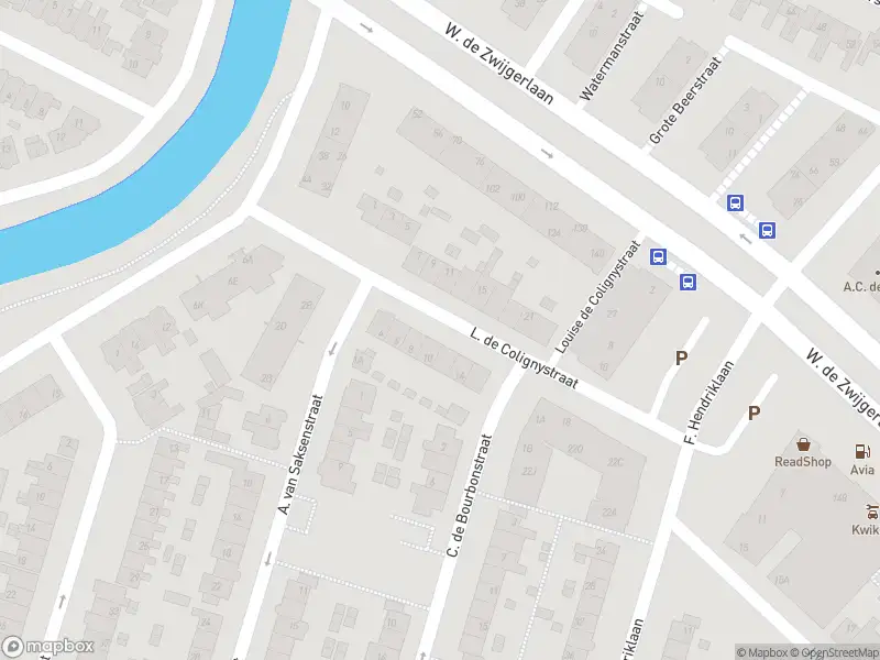 Ambulance met gepaste spoed naar de Louise de Colignystraat in Alkmaar