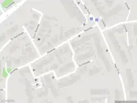 Brandweer met grote spoed naar de Hoge Dries in Apeldoorn vanwege voertuigbrand