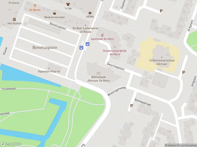 Ambulance naar de Laan van Straatsburg in Alkmaar vanwege ongeval met letsel