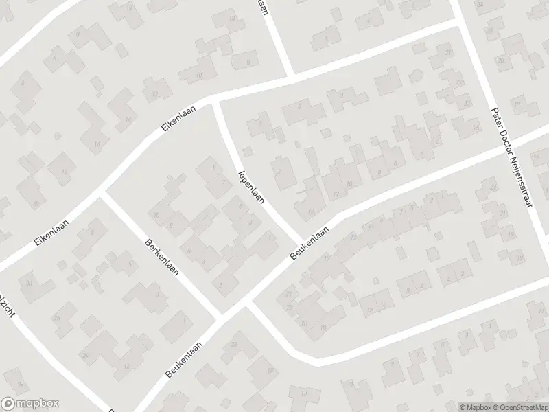 Ambulance met grote spoed naar de Iepenlaan in Heel