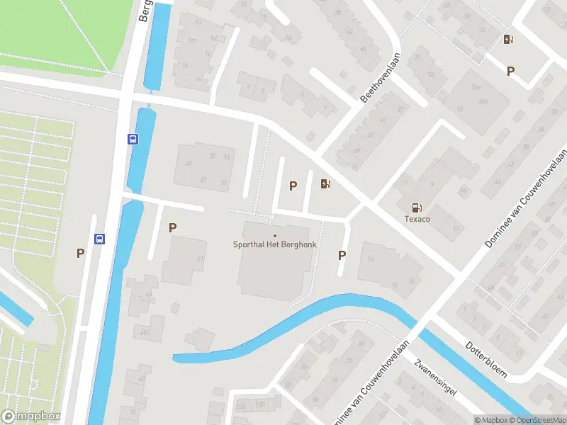 Ambulance met grote spoed naar de Burgemeester van Oostenweg in Bergschenhoek