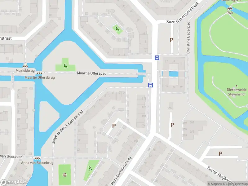 Ambulance met gepaste spoed naar de Jeltje de Bosch Kemperpad in Leiden
