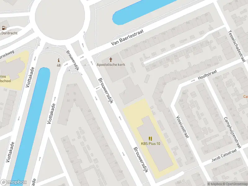 Ambulance met gepaste spoed naar de Brouwersdijk in Dordrecht