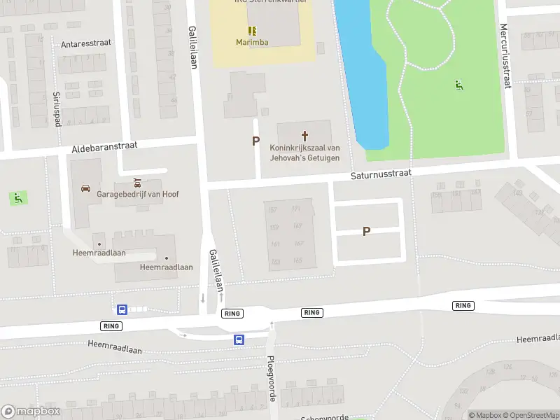 Ambulance met gepaste spoed naar de Saturnusstraat in Spijkenisse