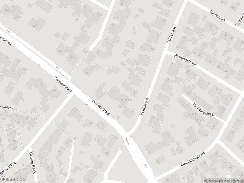 Politie met grote spoed naar de Oekelsebaan in Zundert vanwege letsel