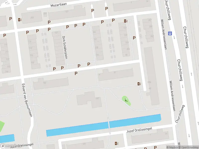 Ambulance met gepaste spoed naar de Jacques Urlusplein in Schiedam