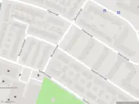 Politie naar de Catharina van Renneslaan in Almelo vanwege aanrijding met letsel