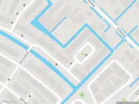 Ambulance met grote spoed naar de Hoedenmaker in Zevenhuizen