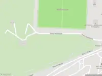 Ambulance en brandweer met grote spoed naar de Oude Waalsdorperweg in 's-Gravenhage