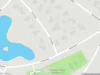 Ambulance met grote spoed naar de Orchislaan in Oostvoorne