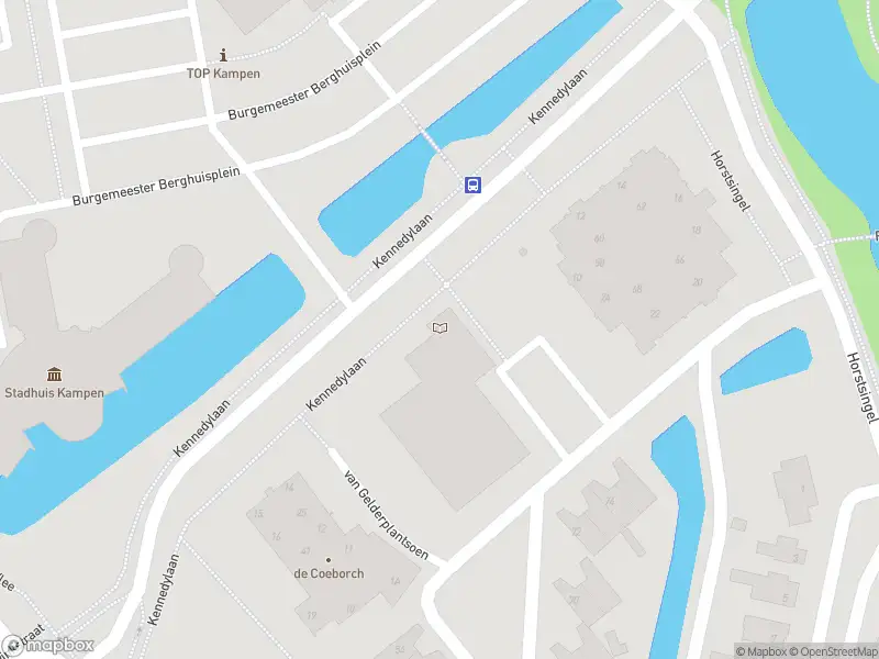 Politie naar de Kennedylaan in Kampen vanwege aanrijding met letsel
