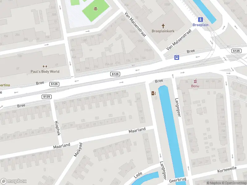 Ambulance met gepaste spoed naar de Klaphek in Rotterdam