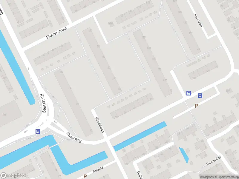 Ambulance met grote spoed naar de Pluvierstraat in Capelle aan den IJssel