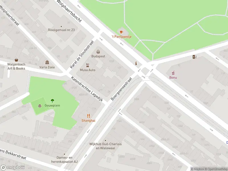 Ambulance met grote spoed naar de Boergoensestraat in Rotterdam