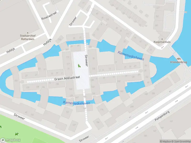 Ambulance met grote spoed naar de Graaf Balderikstraat in Rotterdam