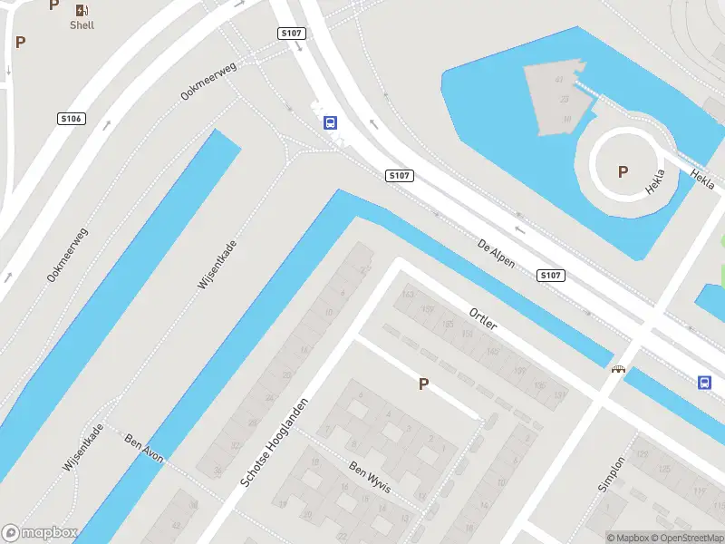 Ambulance met gepaste spoed naar de Schotse Hooglanden in Amsterdam