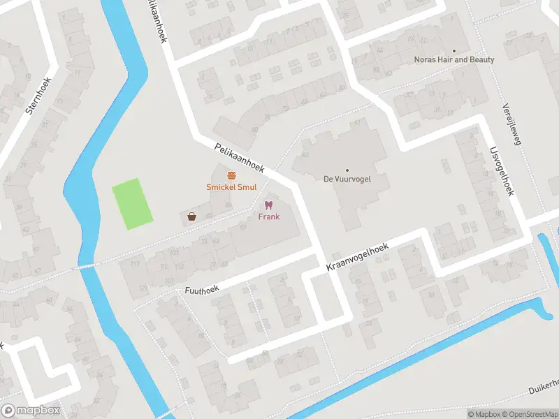 Ambulance met grote spoed naar de Pelikaanhoek in Spijkenisse