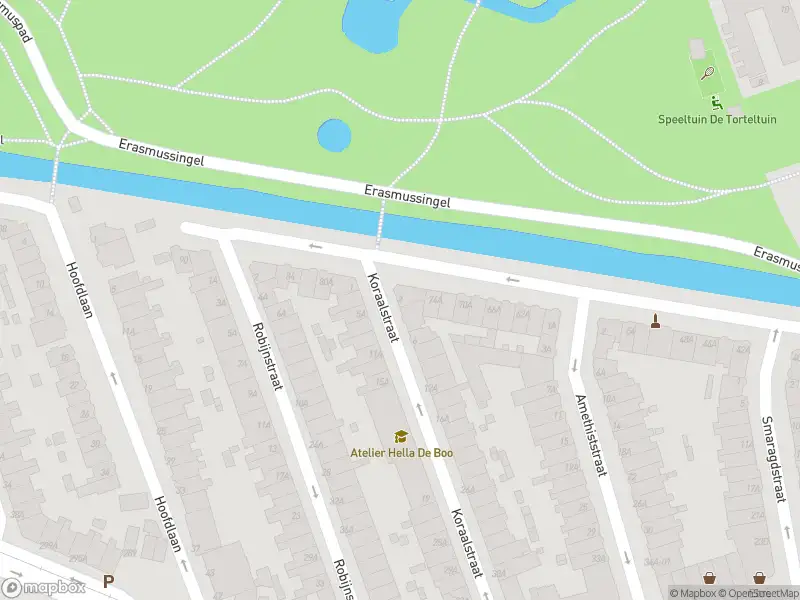 Ambulance met gepaste spoed naar de Koraalstraat in Rotterdam