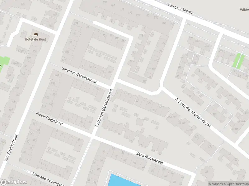 Brandweer met grote spoed naar de Jan Koperstraat in Zandvoort vanwege afhijsen patient