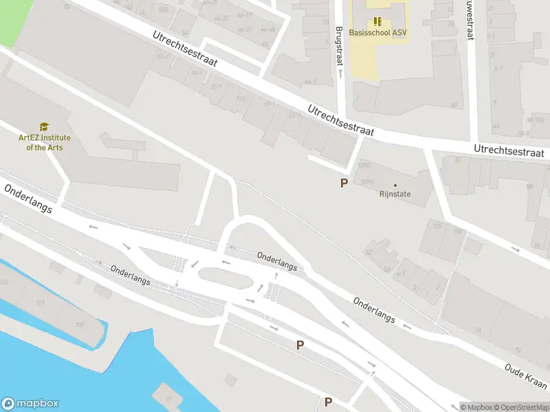 Politie naar de Utrechtsestraat in Arnhem vanwege aanrijding met letsel
