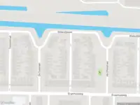 Brandweer met grote spoed naar de Rhijnvis Feithstraat in Hoogezand vanwege afhijsen patient