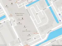 Ambulance met grote spoed naar de Steenloperstraat in Capelle aan den IJssel