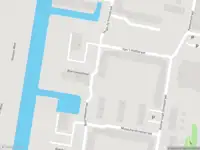 Ambulance met gepaste spoed naar de Boerhaavestraat in Vlaardingen