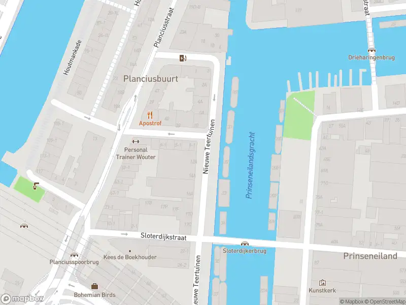 Ambulance met grote spoed naar de Nieuwe Teertuinen in Amsterdam