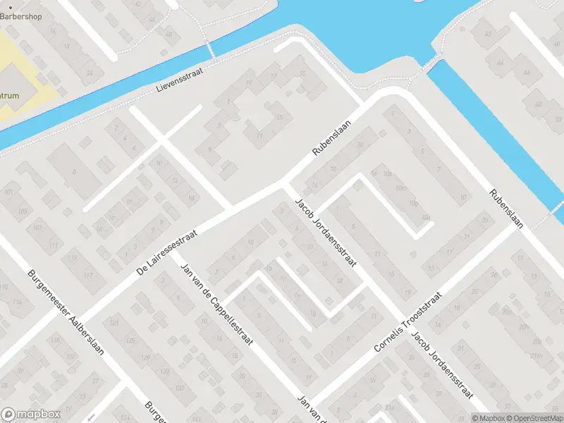 Ambulance met gepaste spoed naar de Jacob Jordaensstraat in Krimpen aan den IJssel