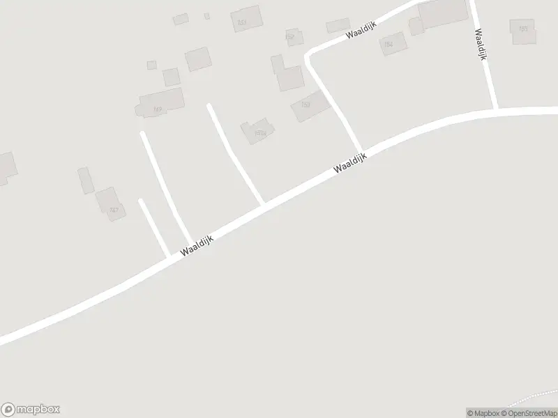 Ambulance met grote spoed naar de Waaldijk in Vuren