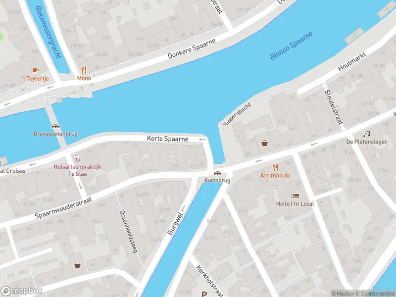 Ambulance met gepaste spoed naar de Korte Spaarne in Haarlem