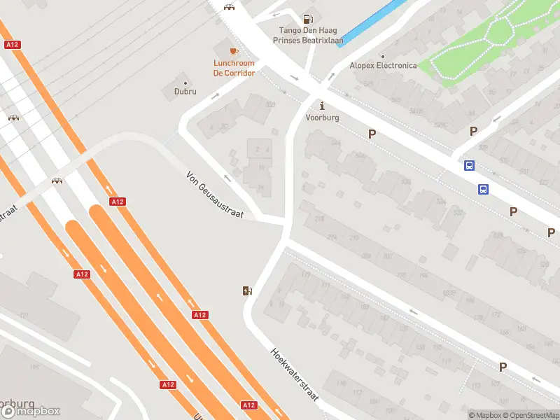 Ambulance met grote spoed naar de Pompe van Meerdervoortstraat in Voorburg
