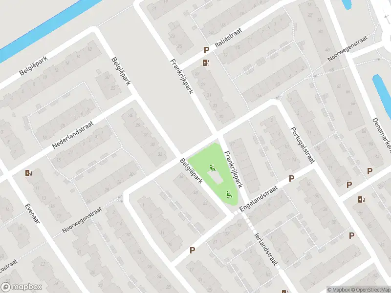 Brandweer met gepaste spoed naar de Noorwegenstraat in Alphen aan den Rijn
