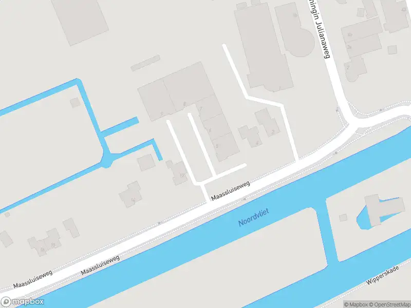 Ambulance met grote spoed naar de Maassluiseweg in Maasland