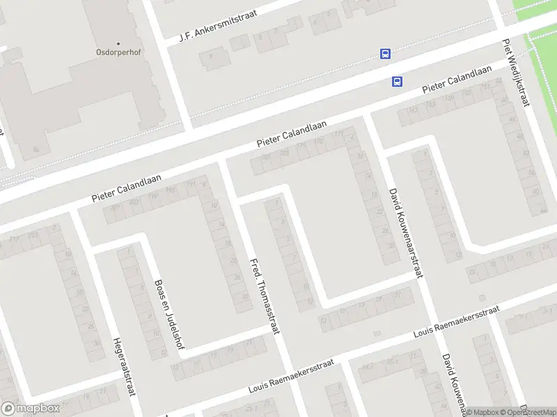 Ambulance met grote spoed naar de Colnot en Poonshof in Amsterdam