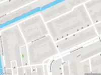 Ambulance met grote spoed naar de Jan Wernard van den Berghpad in Schiedam