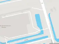 Ambulance met grote spoed naar de Terbregseweg in Rotterdam