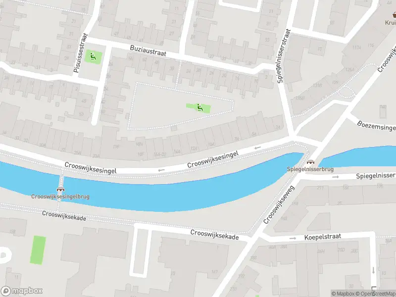 Ambulance met grote spoed naar de Crooswijksesingel in Rotterdam
