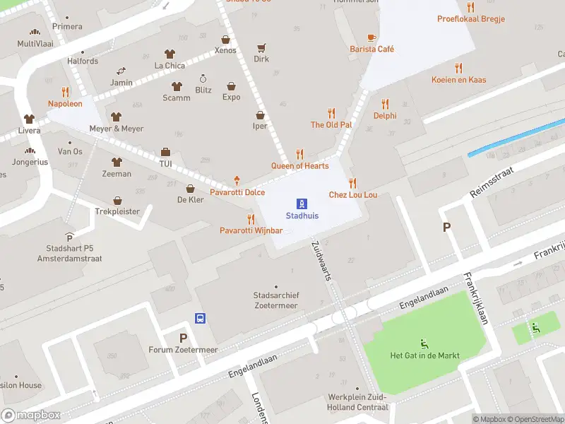 Ambulance met gepaste spoed naar de Stadhuisplein in Zoetermeer