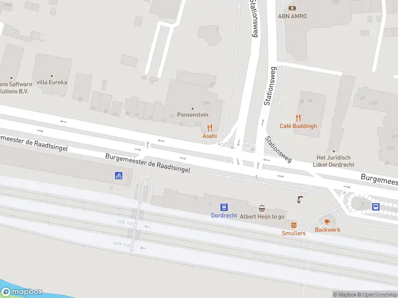 Ambulance met grote spoed naar de Stationsplein in Dordrecht