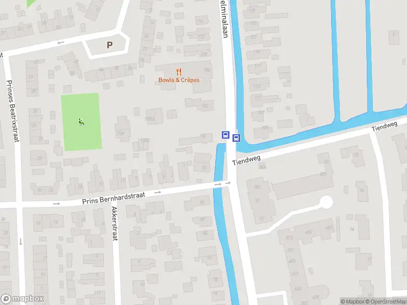 Ambulance met gepaste spoed naar de Koningin Wilhelminalaan in Hardinxveld-Giessendam