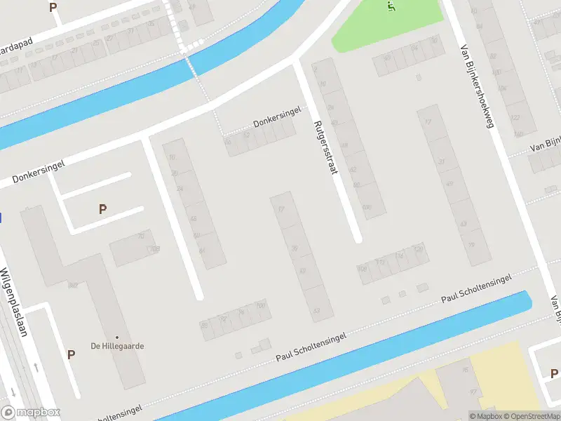 Ambulance met grote spoed naar de Rutgersstraat in Rotterdam