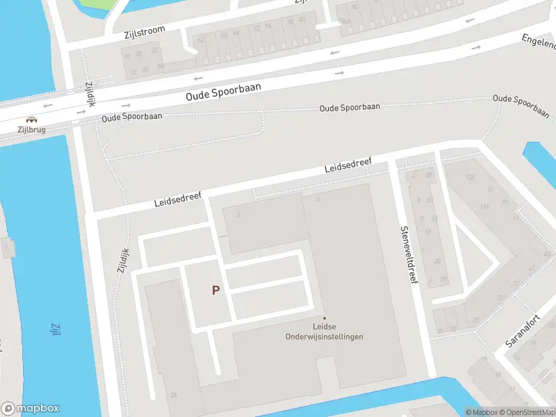 Ambulance met gepaste spoed naar de Leidsedreef in Leiderdorp