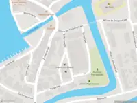 Politie naar de Slingerpad in Blokzijl vanwege aanrijding met letsel