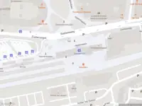 Politie met gepaste spoed naar de Stationsplein in Leeuwarden