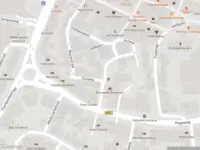 Brandweer met gepaste spoed naar de Duinstraat in Zandvoort vanwege stormschade