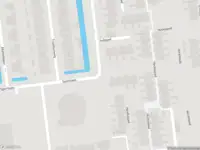 Politie naar de Softbalpad in Hellevoetsluis vanwege stormschade