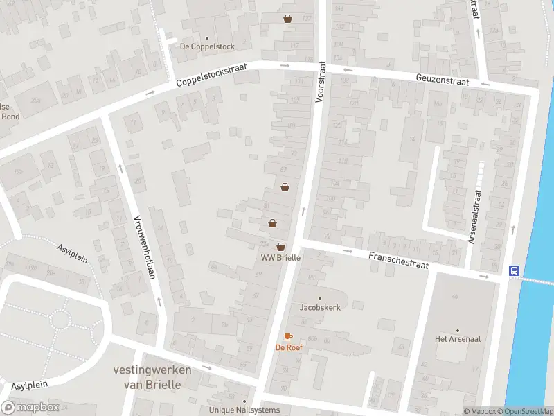 Ambulance met gepaste spoed naar de Voorstraat in Brielle