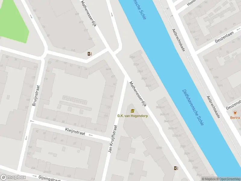 Ambulance met gepaste spoed naar de Mathenesserdijk in Rotterdam