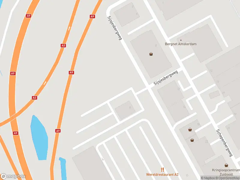 Ambulance naar de Sijsjesbergweg in Amsterdam